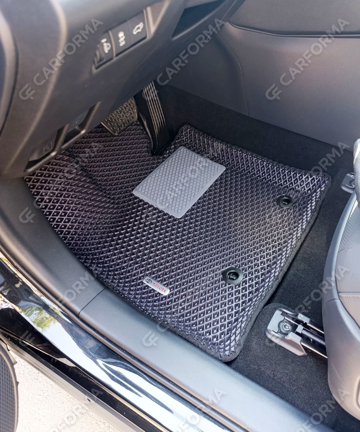 Водительские  коврики  Toyota Rav4 VI 2025&nbsp;-&nbsp;2026 в Волгограде