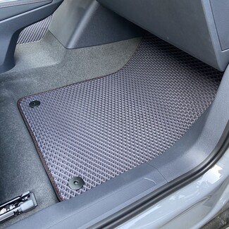 Коврики на Audi Q4 e-tron 2021 - 2026 в Волгограде Коврики на Audi Q4 e-tron 2021 - 2026 в Волгограде