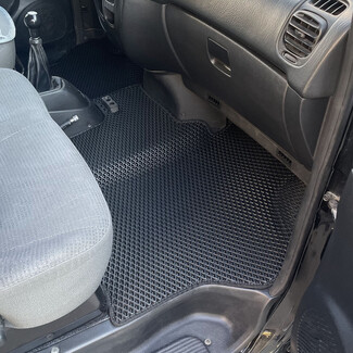 Коврики на Hyundai Starex 1996 - 2007 в Волгограде Коврики на Hyundai Starex 1996 - 2007 в Волгограде