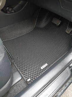 Коврики на Toyota Corolla Fielder (E14) 2006&nbsp;-&nbsp;2012 в Волгограде