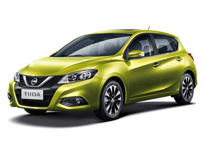 Ворсовые коврики на Nissan Tiida (C13) 2015 - 2025 в Волгограде