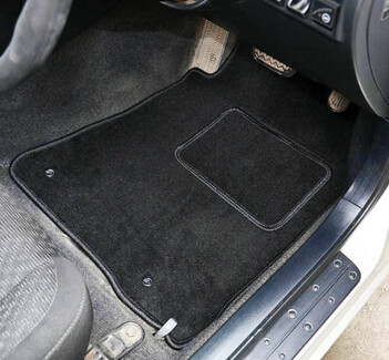 Коврики на Toyota Altezza 1998&nbsp;-&nbsp;2005 в Волгограде