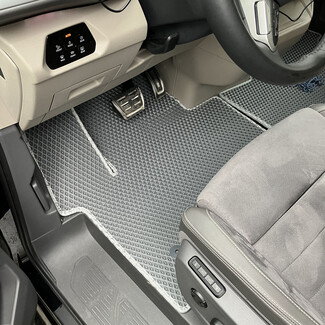 Коврики на Volkswagen Multivan (T7) 2021 - 2026 в Волгограде Коврики на Volkswagen Multivan (T7) 2021 - 2026 в Волгограде