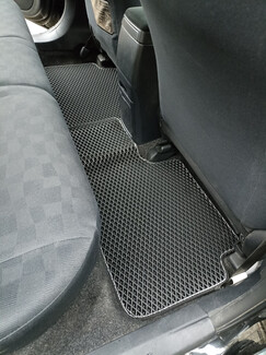 Ворсовые коврики на Toyota Corolla Axio (E14) 2006&nbsp;-&nbsp;2012 в Волгограде