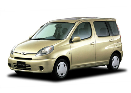 Коврики на Toyota Funcargo 1999 - 2006 в Волгограде