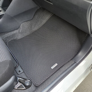 Коврики на Toyota Yaris L 2013 - 2026 в Волгограде Коврики на Toyota Yaris L 2013 - 2026 в Волгограде