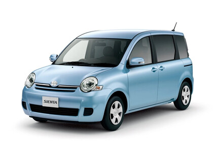 Ворсовые коврики на Toyota Sienta I 2003 - 2015 в Волгограде